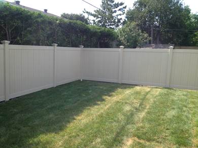 Vinyl fence 5