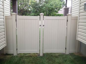 Vinyl fence 6